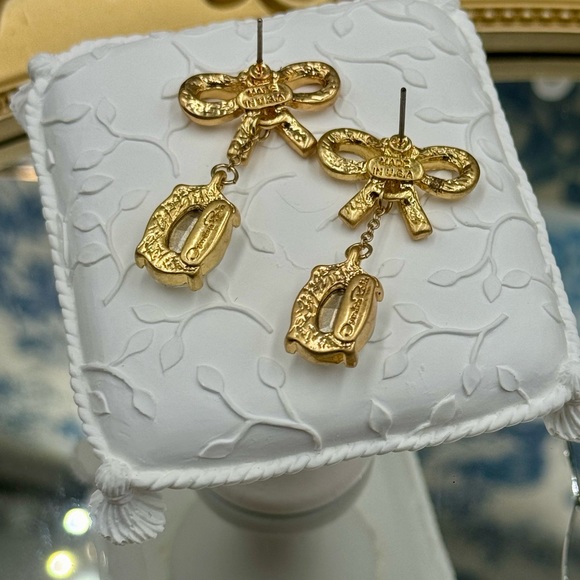 🆕 OSCAR DE LA RENTA 🧿 NWOT Sparkle & Dangling Bow Earrings - Picture 9 of 16